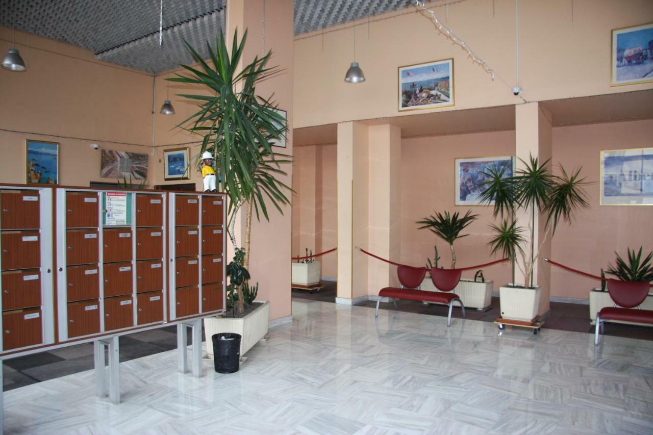 Residence Albert Premier Menton Exteriör bild